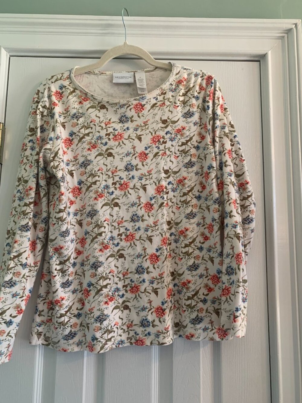 Liz Claiborne Medium Long Sleeve Floral Tee Shirt - Picture 5 of 10